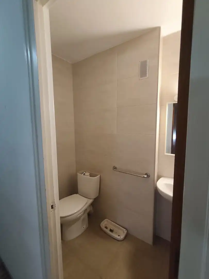 Bany de Pis en venda en Reus amb Aire condicionat i Terrassa