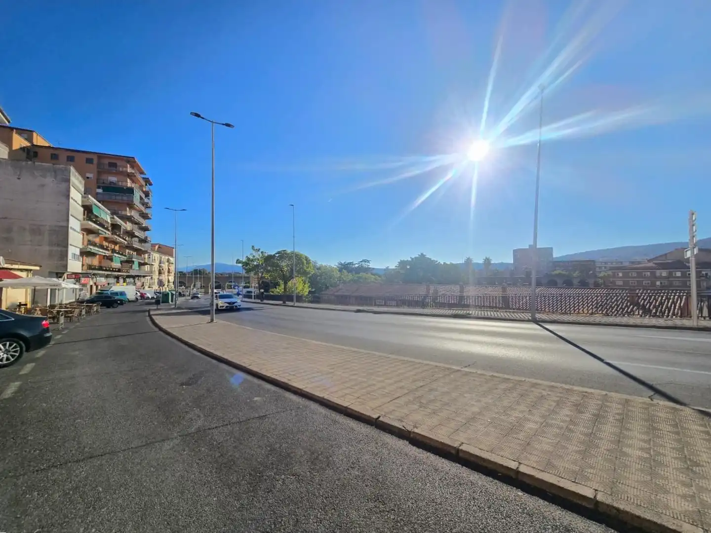 Vista exterior de Local en venta en Plasencia con Amueblado
