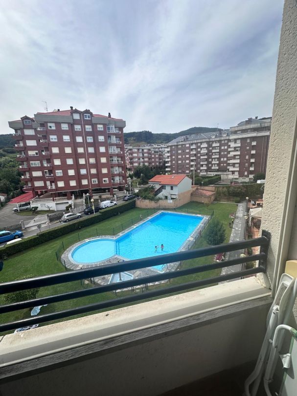 Swimming pool of Flat to rent in Castro-Urdiales  with Heating, Private garden and Swimming Pool