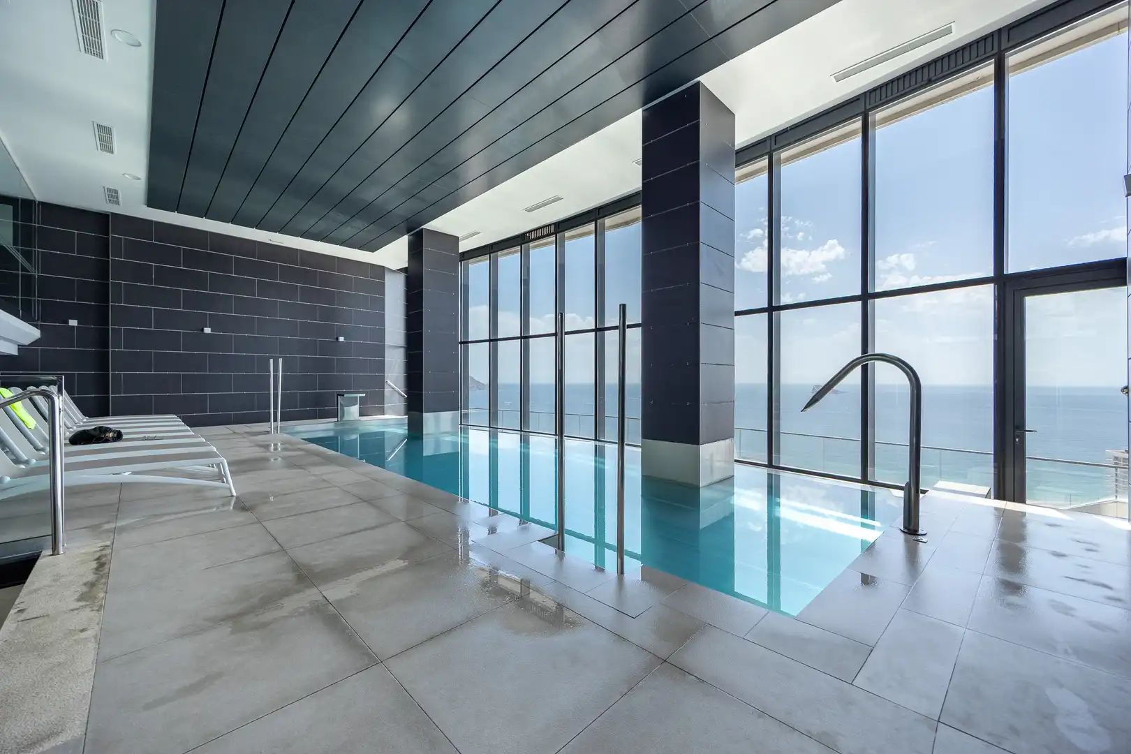 Piscina de Apartamento en venta en Benidorm con Trastero, Piscina y Amueblado