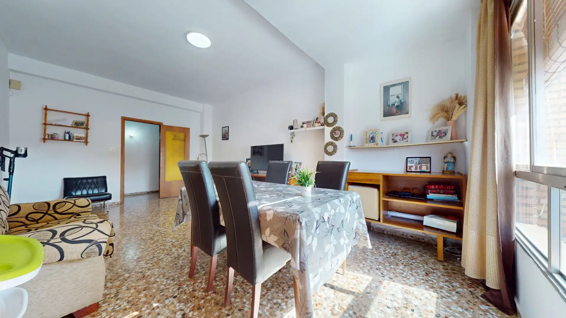 House with garden for sale in Avenida de Valencia, imagen 3