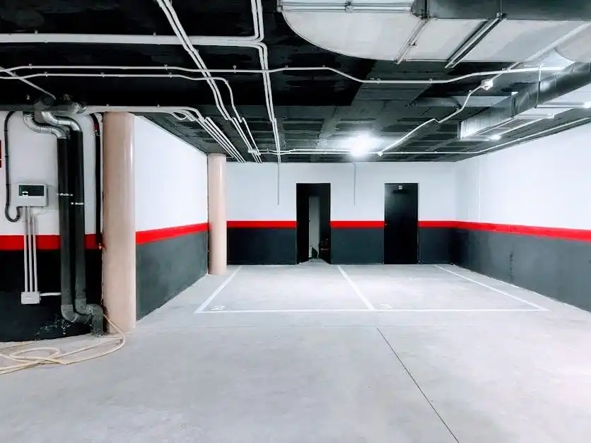 Parking de Piso de alquiler en Madrid con Aire acondicionado, Calefacción y Trastero