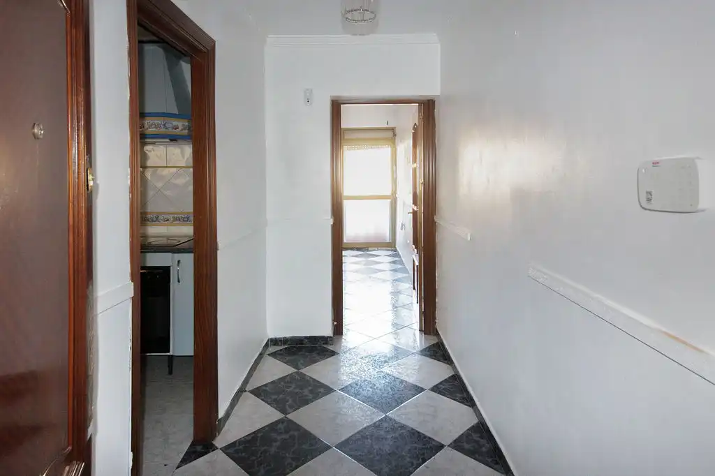 Flat for sale in C/ Pm Nazaret, Puente Mayorga - Campamento