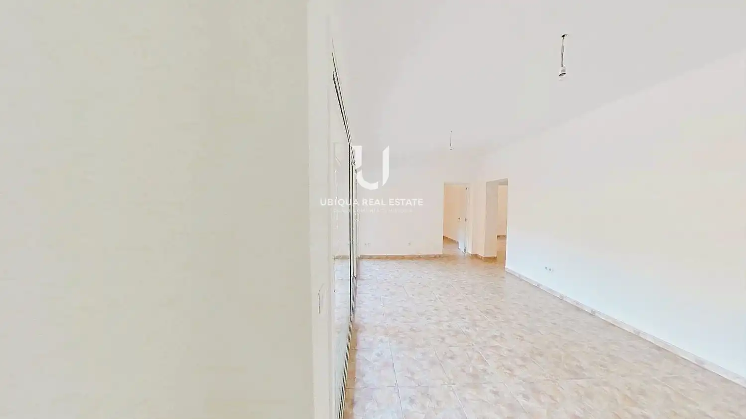 Piso en venta en Barcelona con Terraza y Balcón