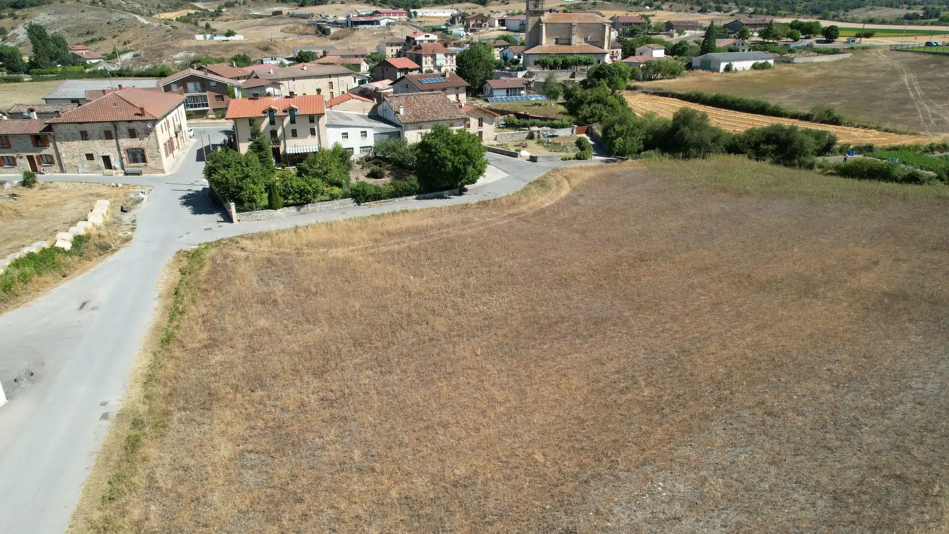 Wohnbaugrundstück zum Verkauf in San Millán / Donemiliaga, imagen 3