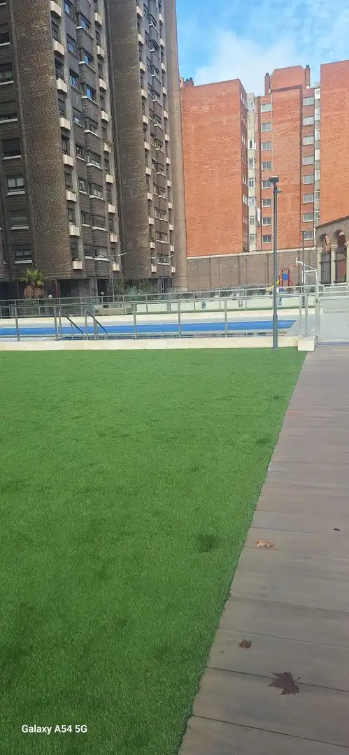 Piscina de Pis en venda en Valladolid amb Terrassa, Traster i Piscina comunitària