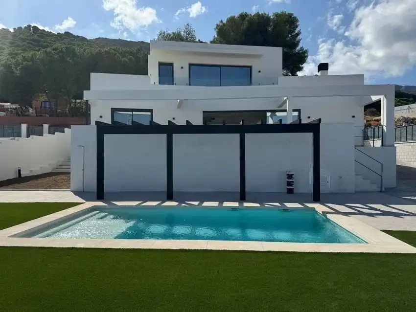 Chalet con terraza en venta en Pinos de Alhaurín - Periferia, imagen 28