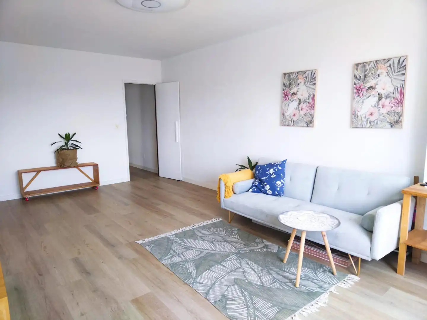 Sala d'estar de Pis en venda en Vilanova de Arousa amb Calefacció i Moblat