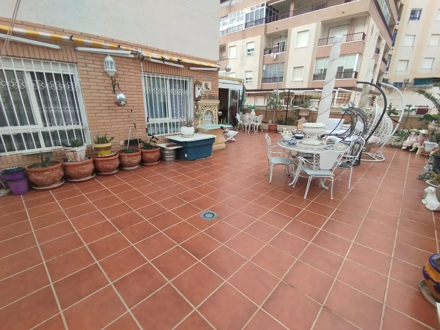 Terraza de Planta baja en venta en Guardamar del Segura con Jardín privado, Terraza y Trastero