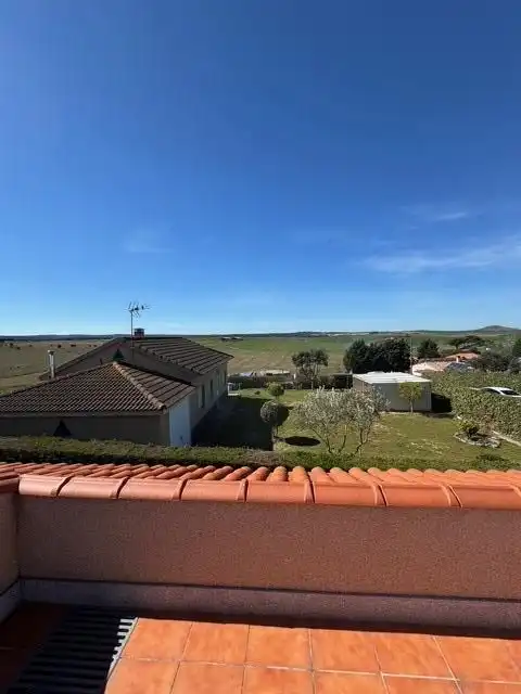Casa o xalet en venda en Calvarrasa de Arriba amb Calefacció, Jardí privat i Terrassa