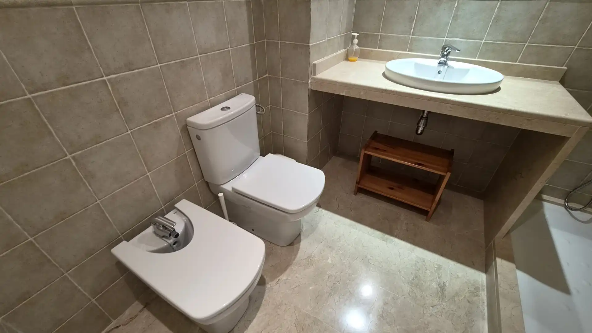 Bathroom of Apartments for sale in Estepona  with Air Conditioner, Terrace and Storage room