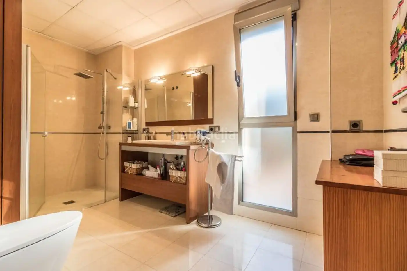 Bathroom of Houses for sale in L'Alcúdia  with Air Conditioner, Private garden and Parquet flooring