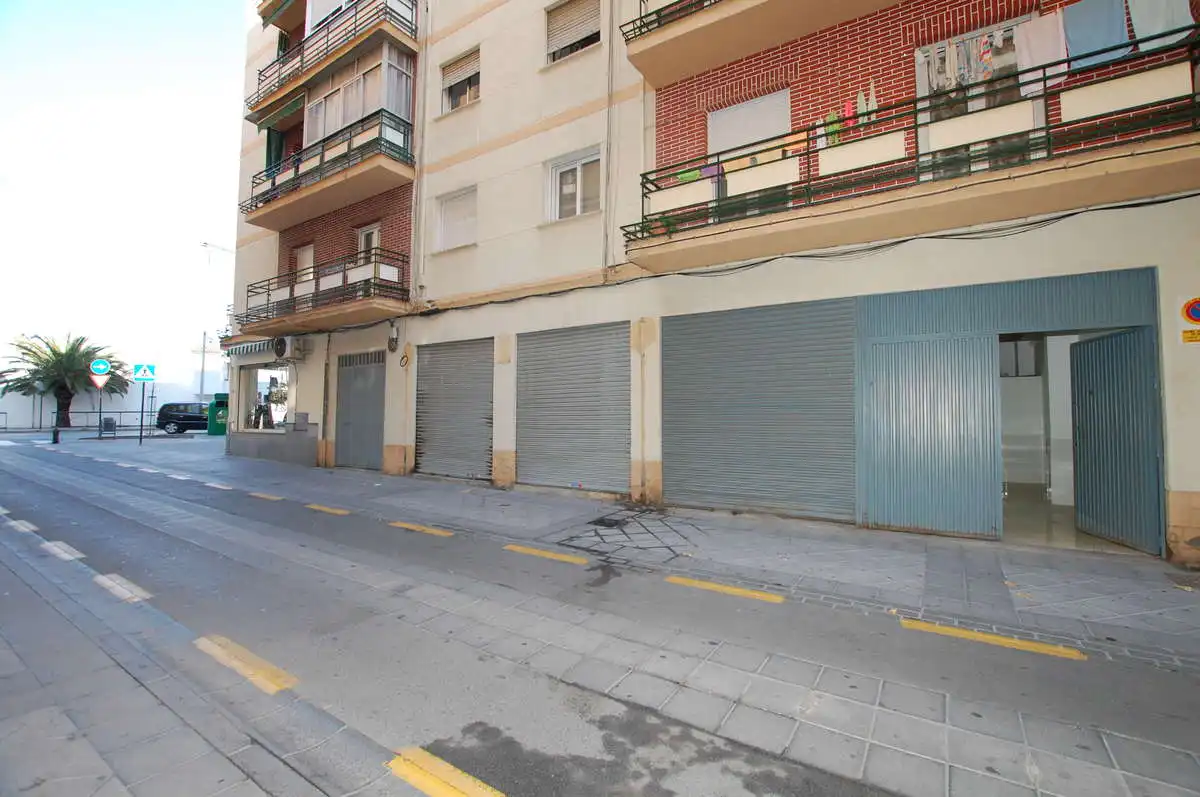 Local comercial de lloguer a Doctor Fidel Fernández, imagen 4