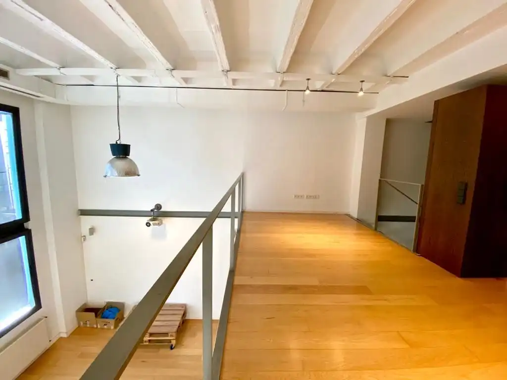 Loft mieten mit Kaufoption in Carrer d'Àvila, El Poblenou