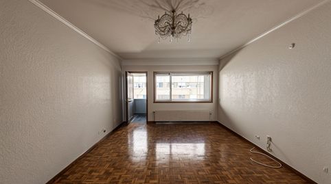 Foto 2 de Piso en venta en Ciudad Jardín - Parque Roma, Zaragoza Capital