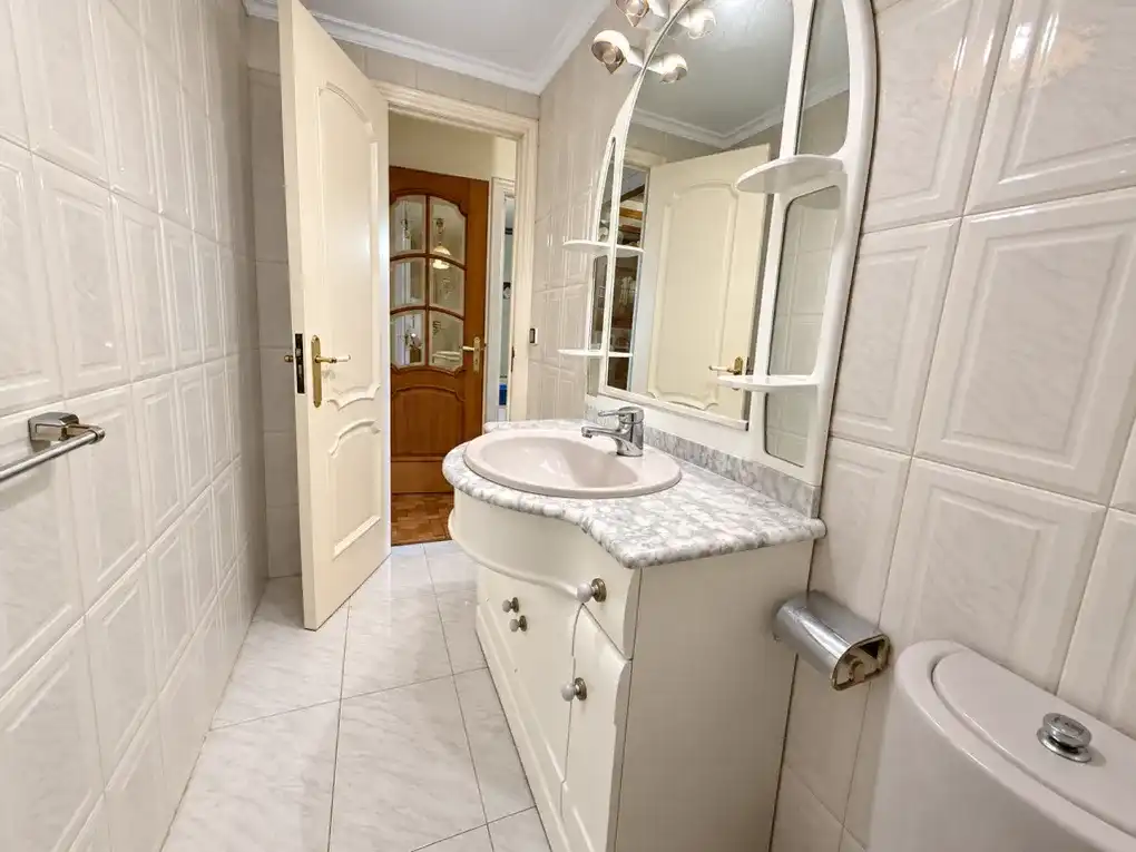 Flat with lift for sale in Avenida de los Castros, imagen 41