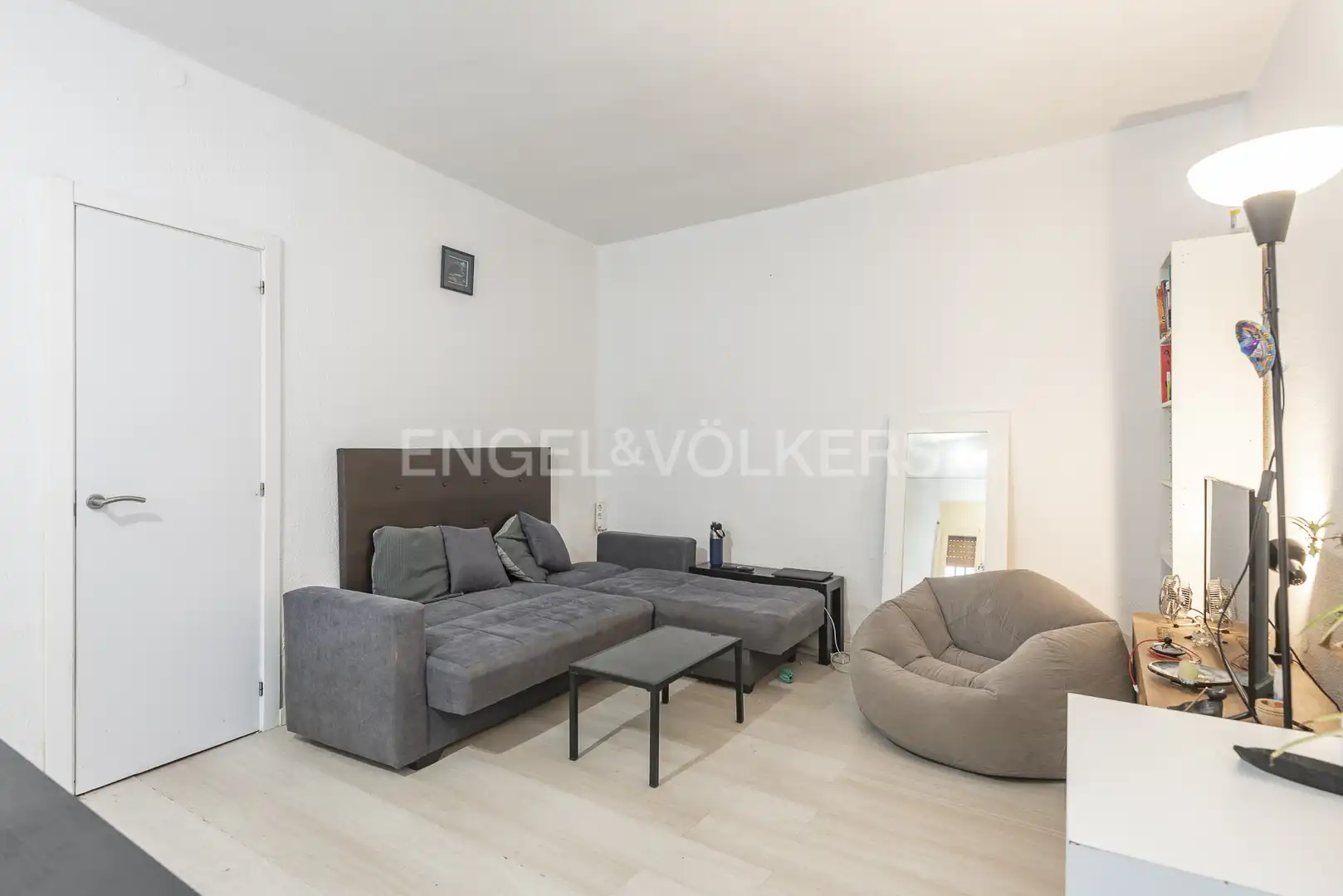 Wohnzimmer von Wohnung zum Verkauf in Barcelona mit Heizung, Parkett und Terrasse