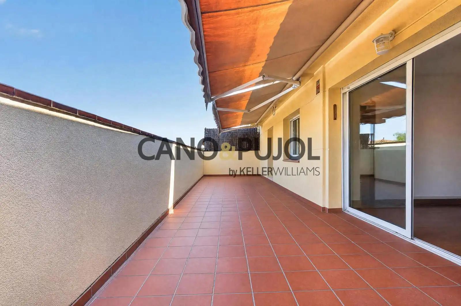 Terraza de Ático en venta en Rubí con Aire acondicionado, Calefacción y Jardín privado