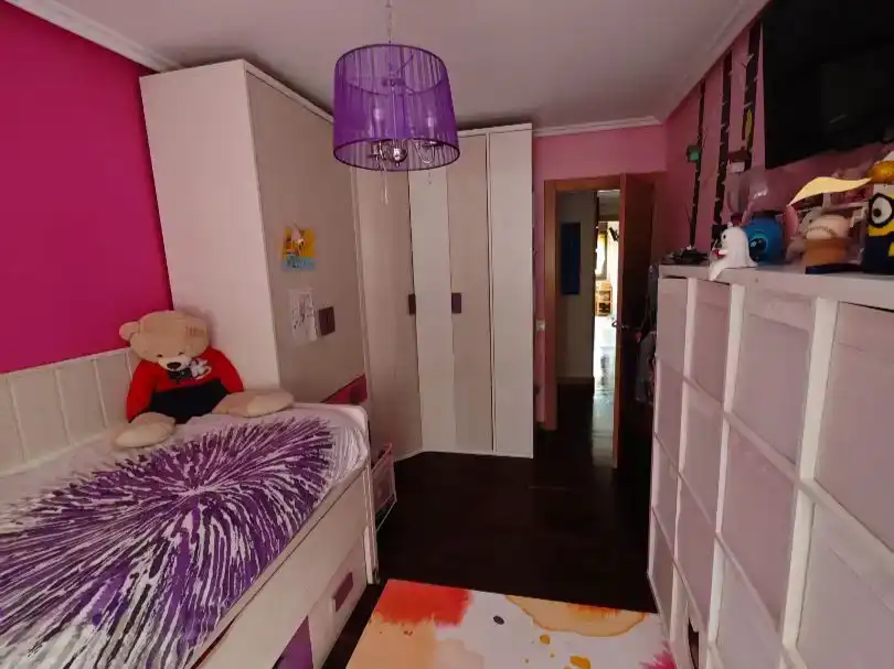 Dormitori de Pis en venda en Sur