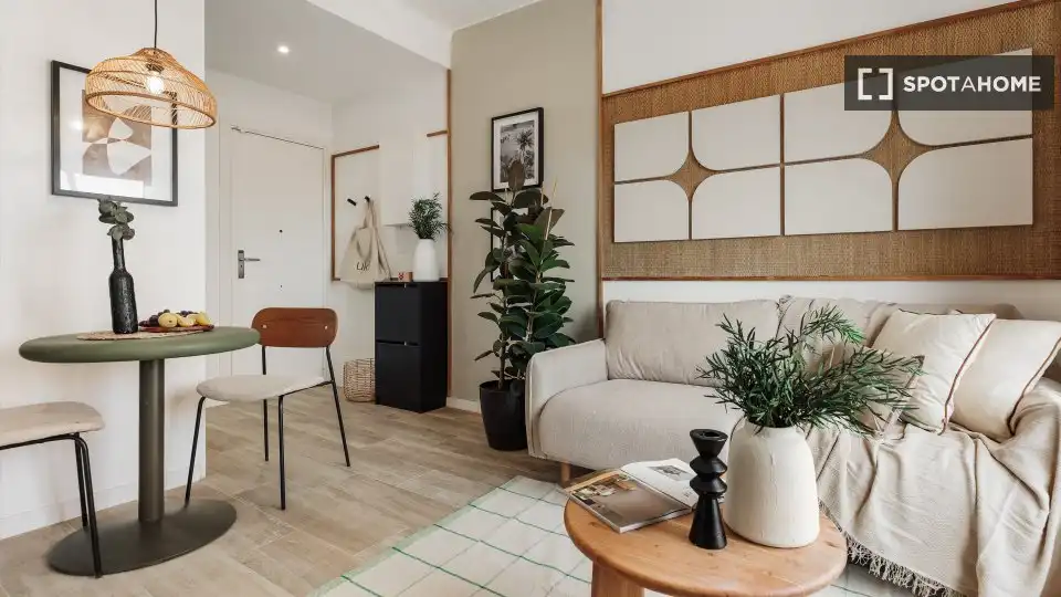 Living room of Flat for rent in Barcelona  with Air Conditioner, Heating and Furnished