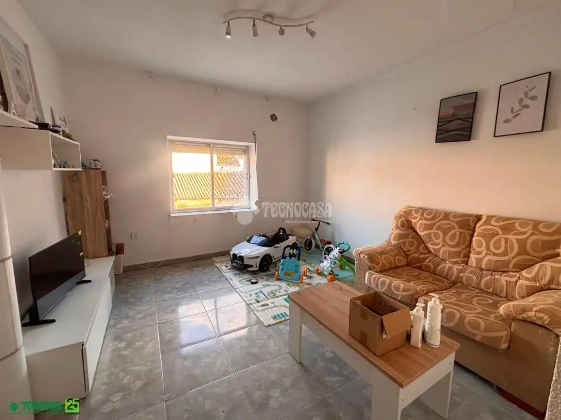 Habitatge en venda a Manzanares, imagen 2