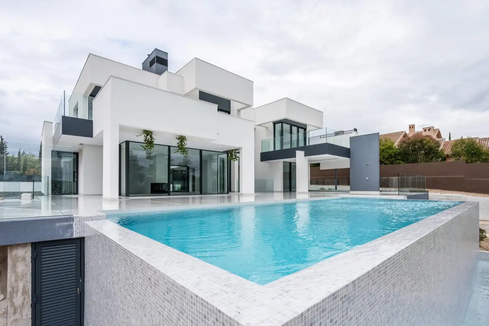 Piscina de Casa o xalet en venda en Las Rozas de Madrid amb Calefacció, Jardí privat i Terrassa