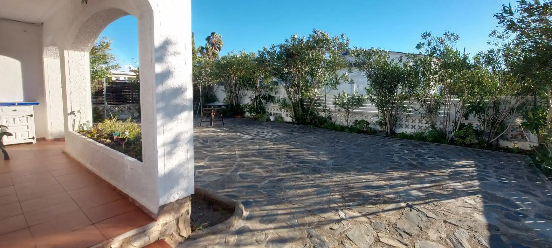 Garden of Houses for sale in Roses  with Air Conditioner, Heating and Private garden