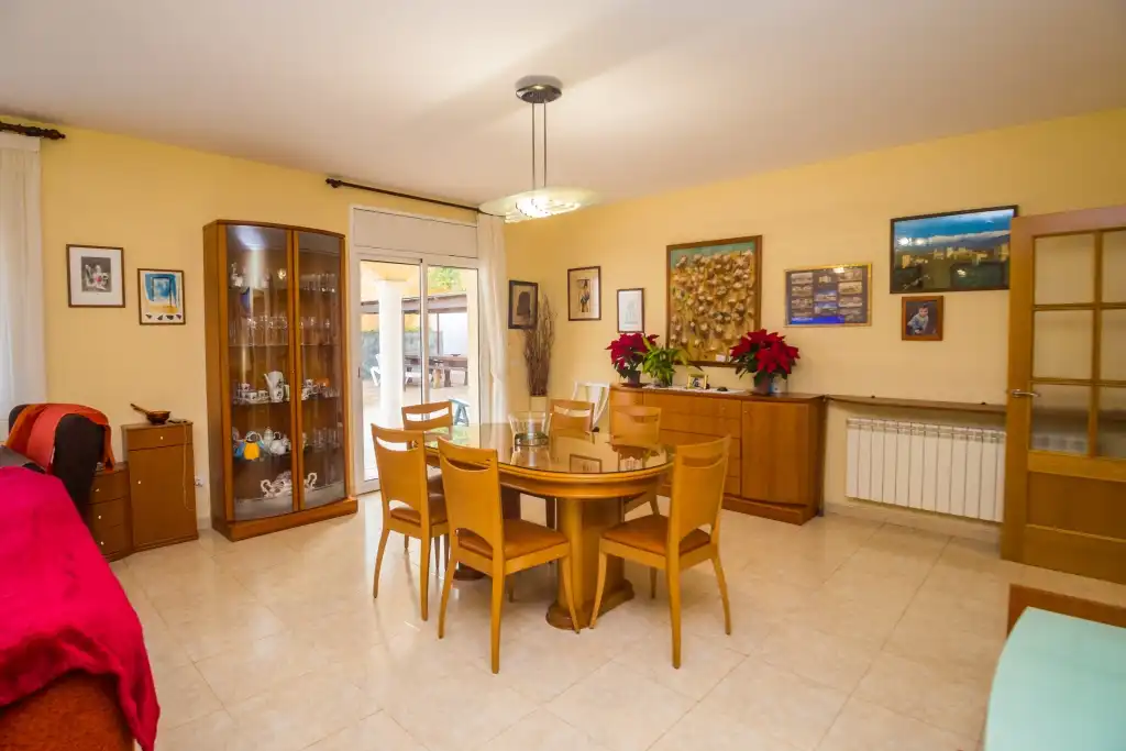 Comedor de Casa o chalet en venta en Castell d'Aro, Platja d'Aro i s'Agaró con Calefacción, Jardín privado y Piscina