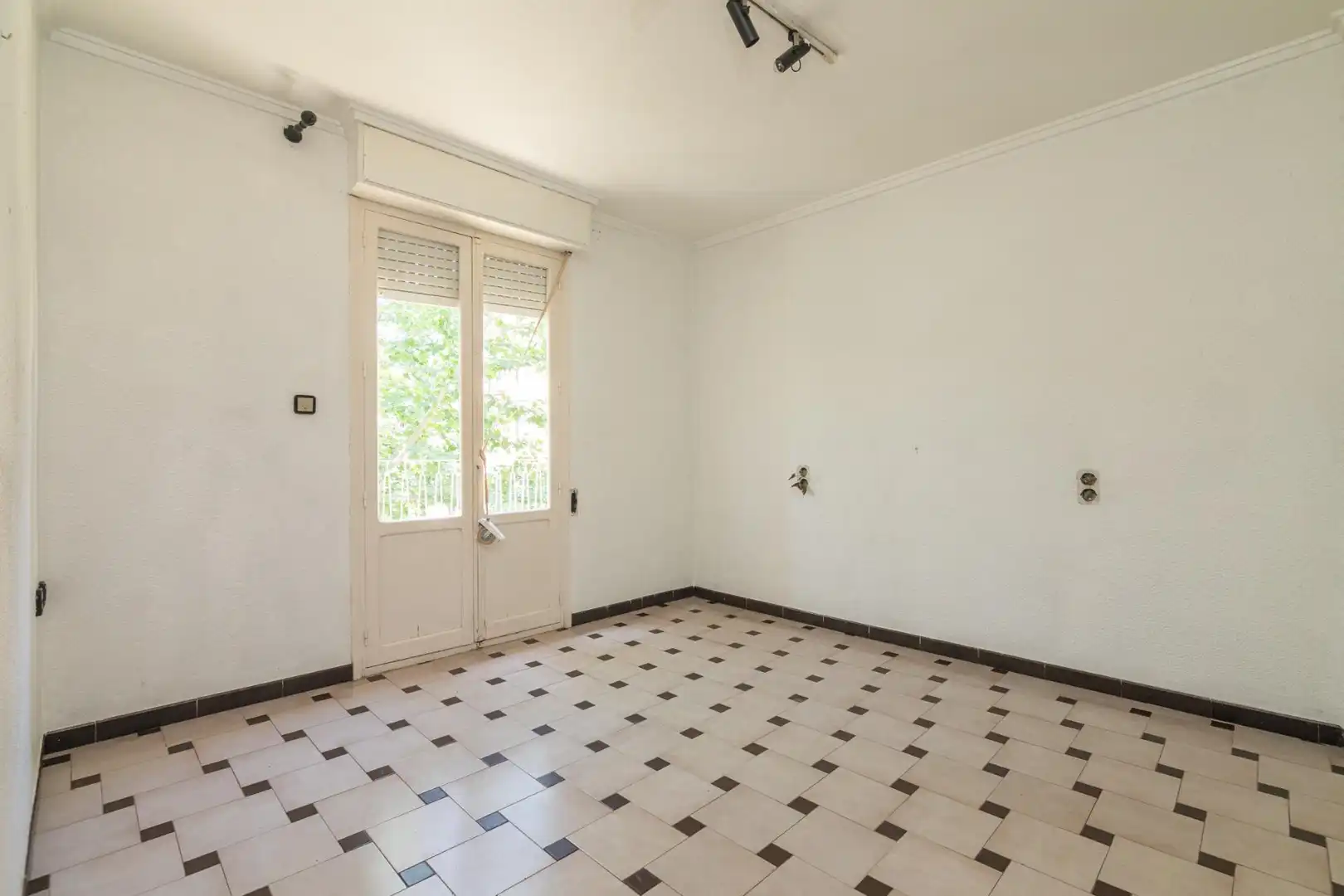 Piso en venta en Carrer Conrado del Campo, Plaza Crevillente - Antiguos Juzgados - El Asilo