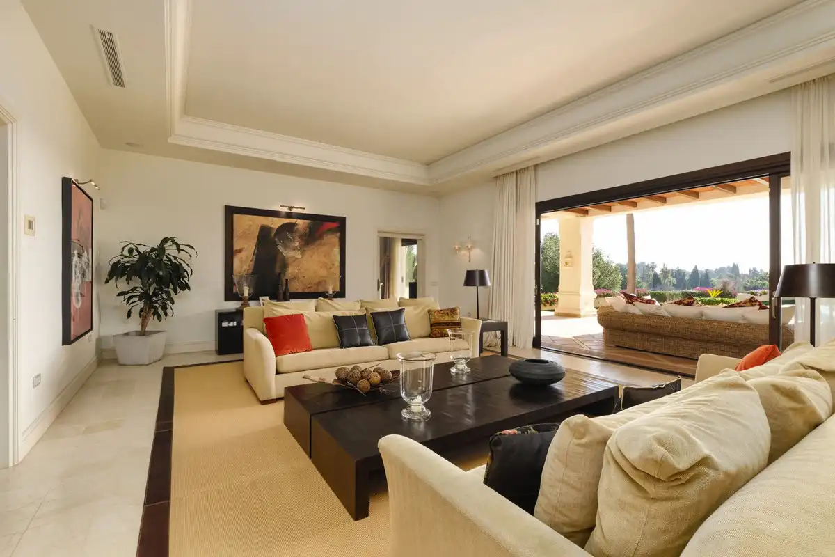 Chalet con piscina en venta en Milla de Oro, imagen 25