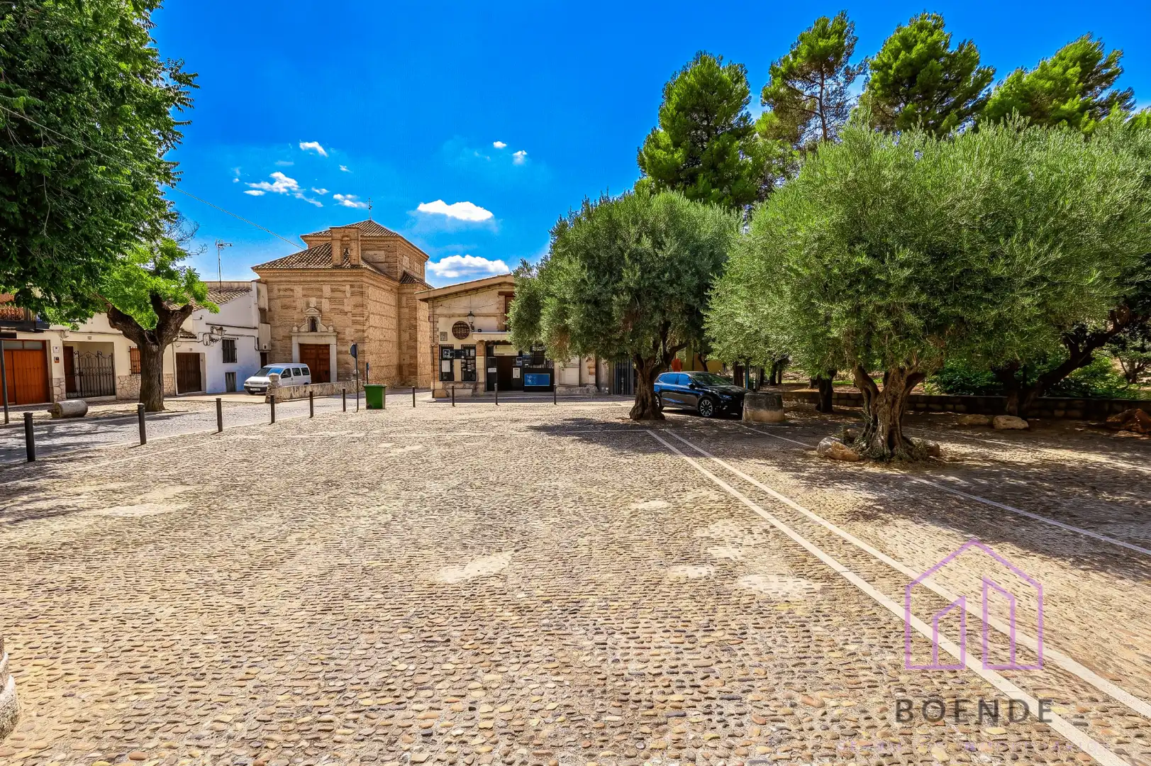 Exterior view of Detached homes for sale in Chinchón  with Furnished