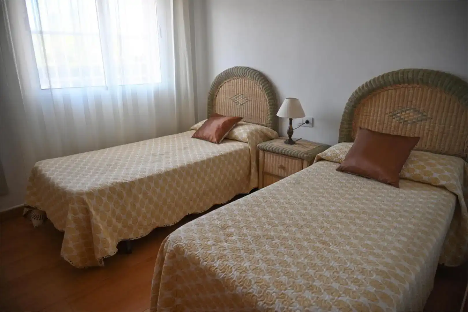 Schlafzimmer von Wohnung zur Miete in Cartagena mit Klimaanlage, Privatgarten und Parkett