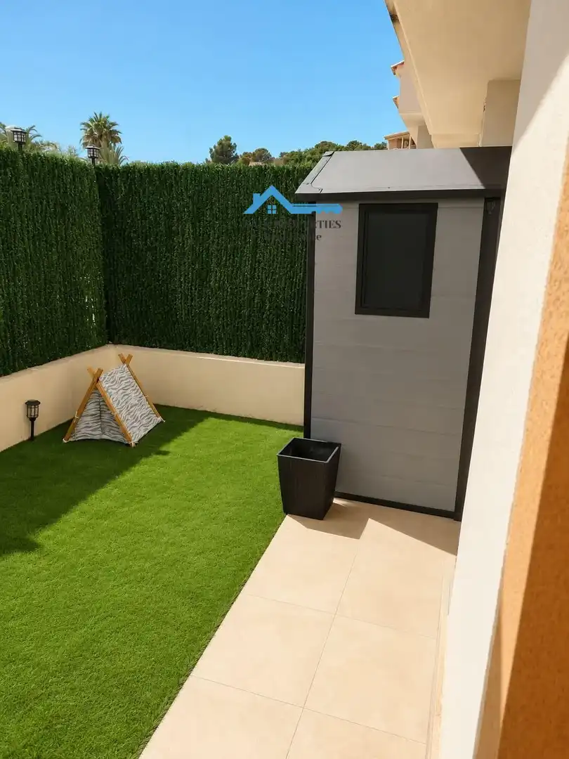 Bajo con piscina en venta en Montebello - Nou Espai, imagen 3