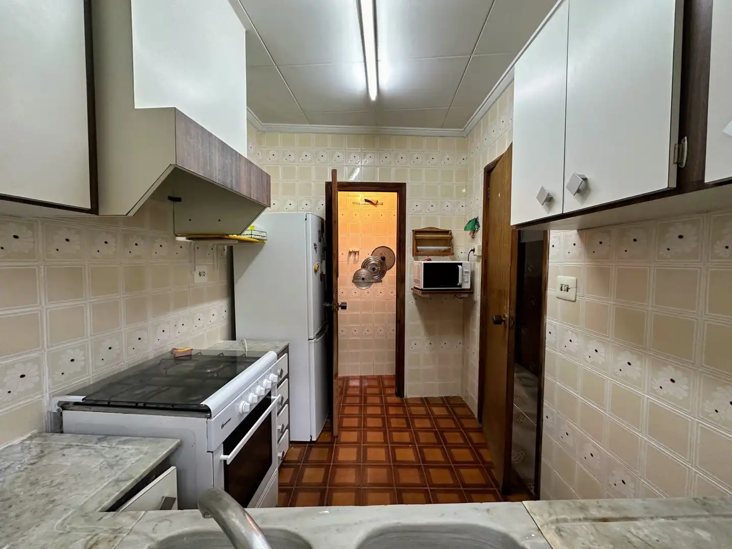 Küche von Einfamilien-Reihenhaus zum Verkauf in El Palomar mit Terrasse, Möbliert und Ofen