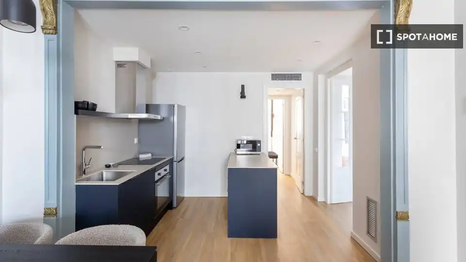 Flat with terrace to rent in Ciutat Vella, imagen 6
