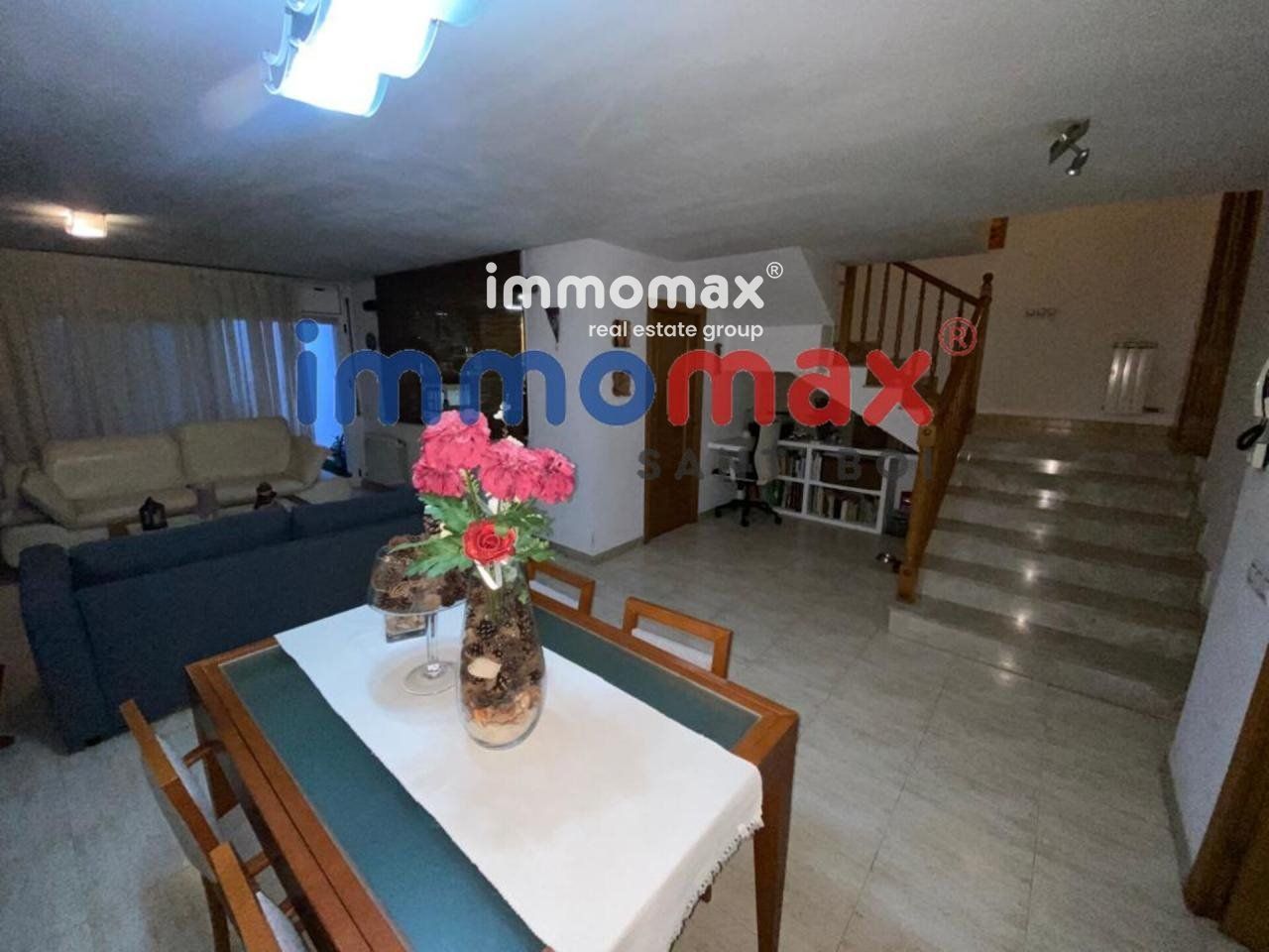 Duplex for sale in Sant Boi de Llobregat  with Heating