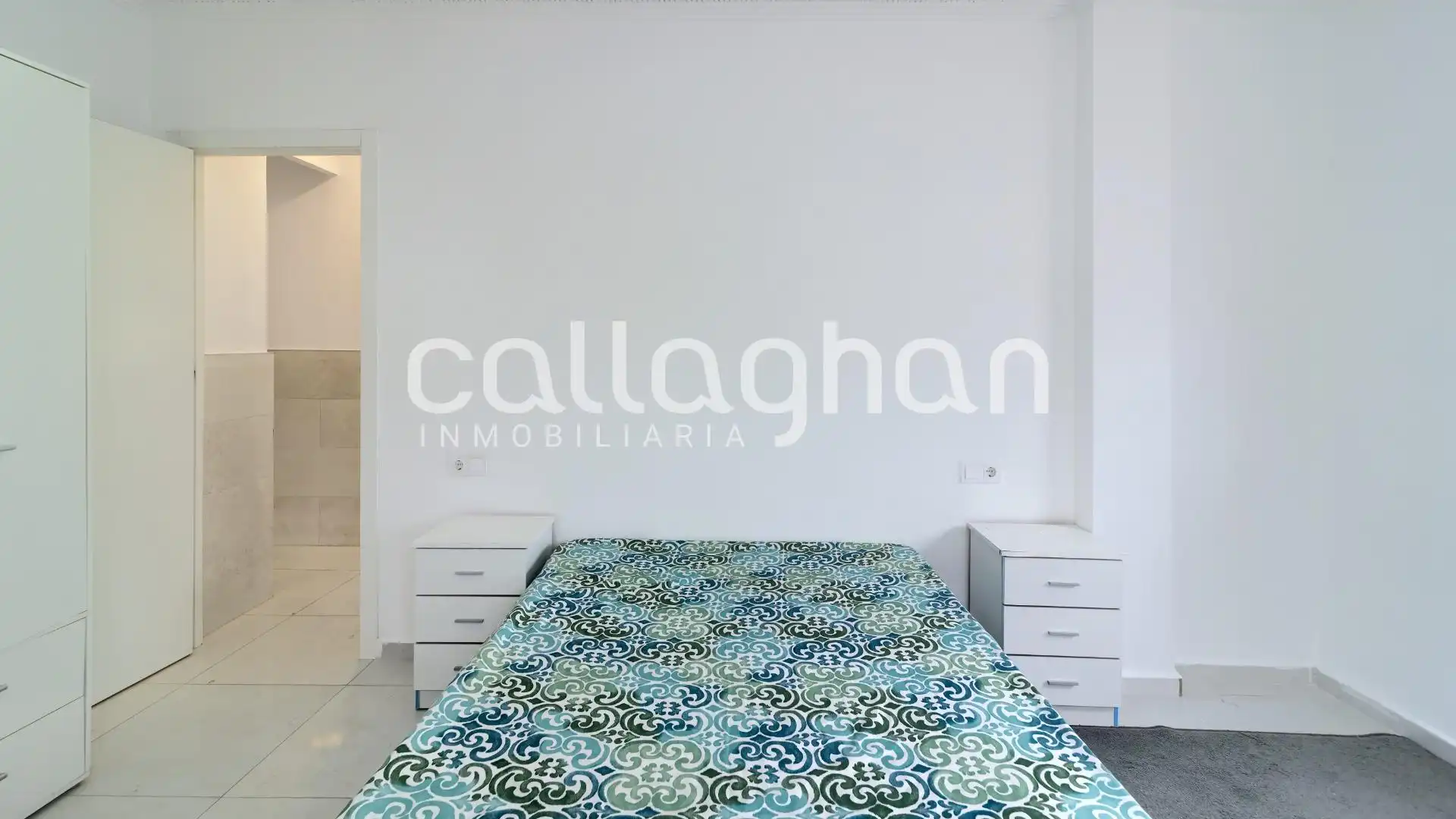 Habitación de Piso en venta en Sagunto / Sagunt con Terraza