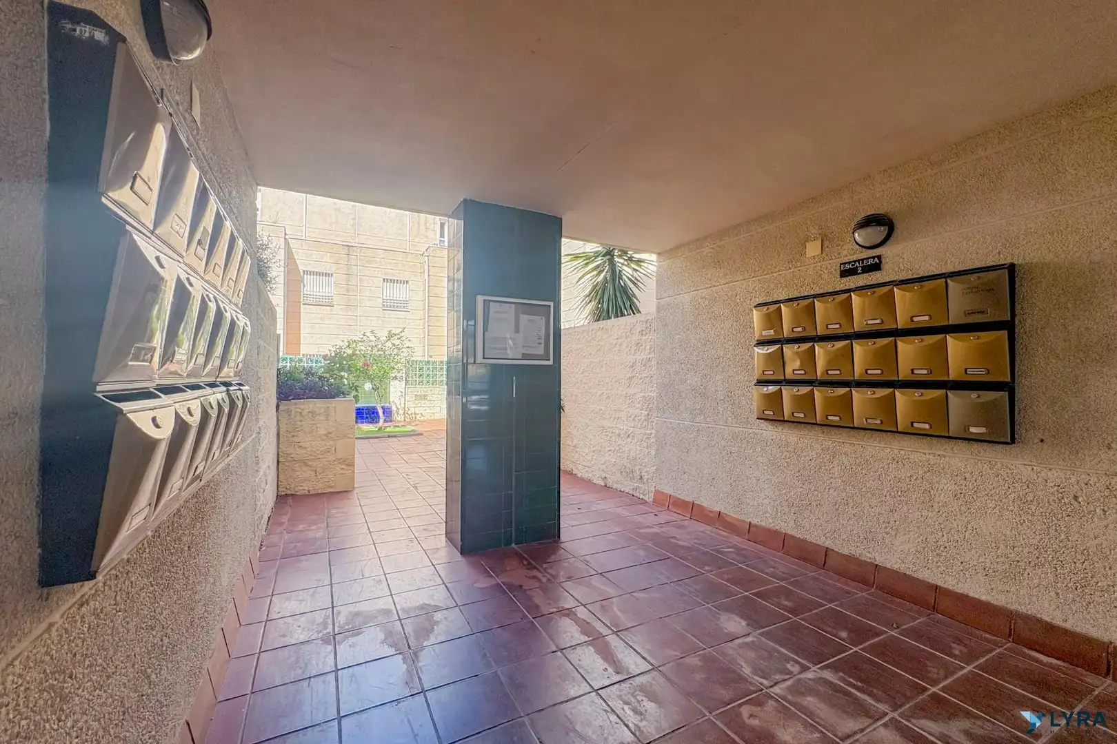 Flat for rent in Tomares  with Balcony and Community pool
