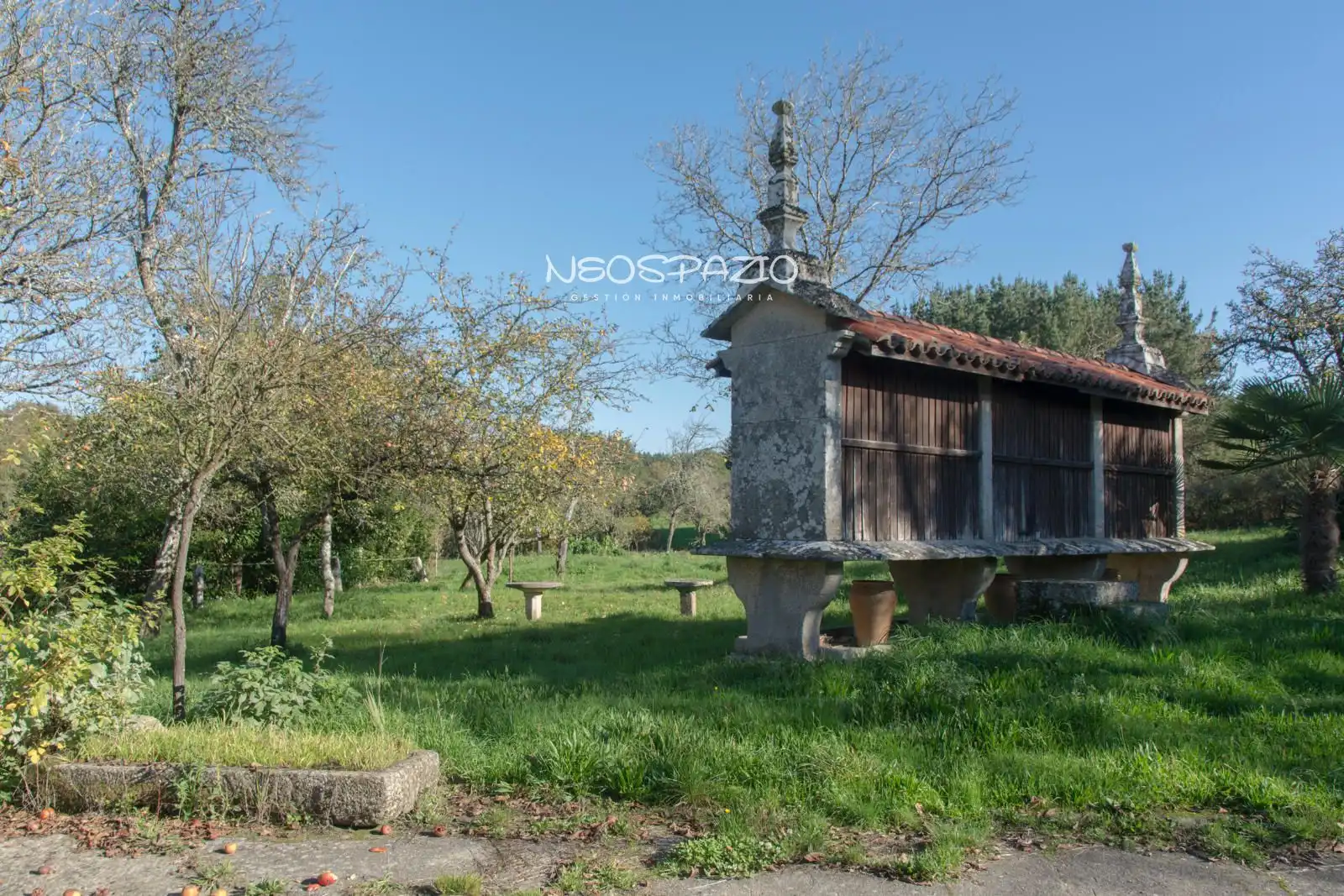 Außenansicht von Haus oder Chalet zum Verkauf in Monterroso mit Heizung und Möbliert