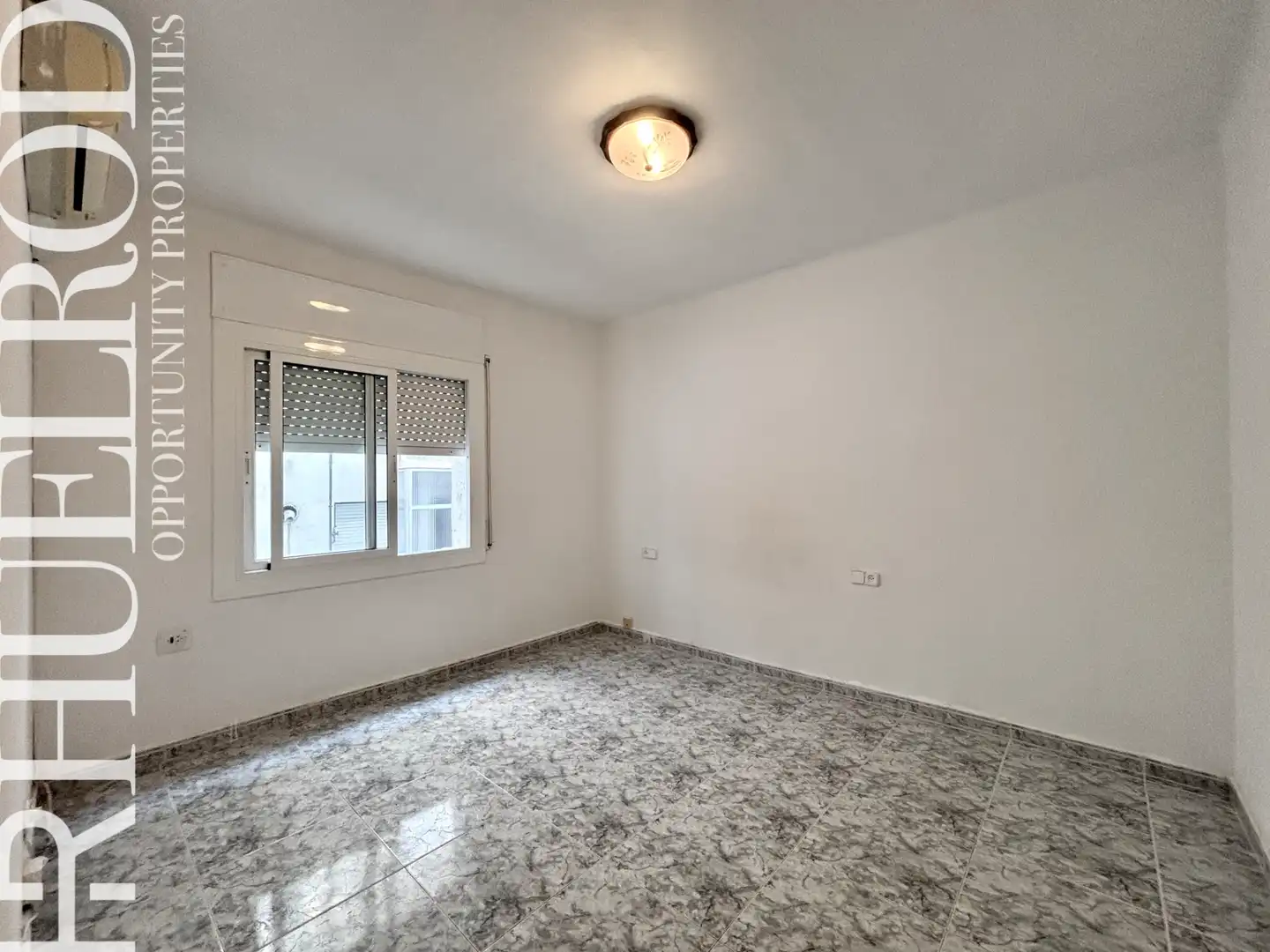 Bedroom of Flat for sale in Mataró  with Air Conditioner, Heating and Terrace