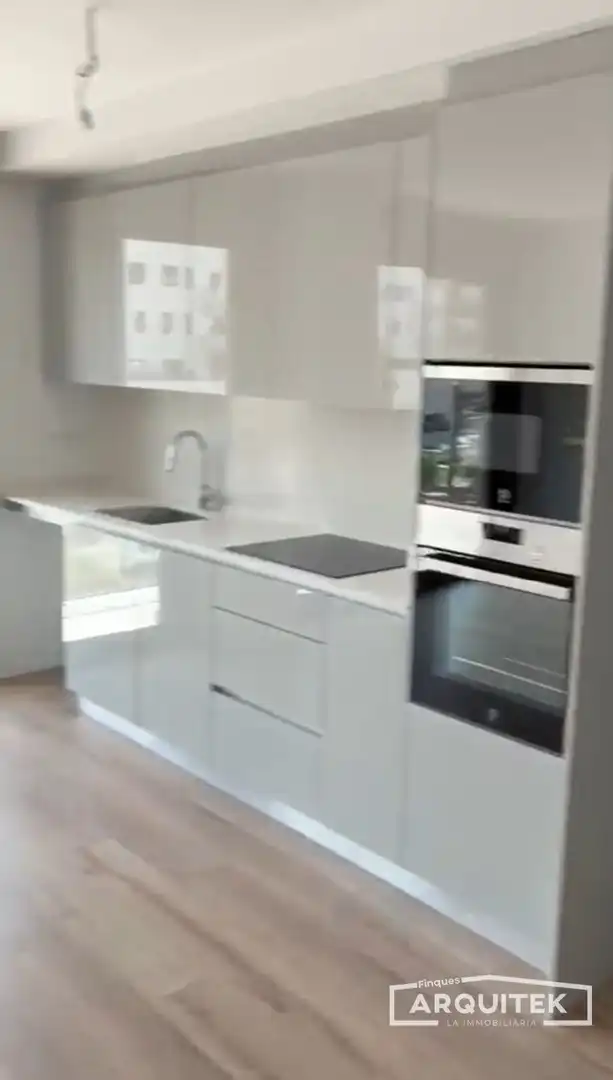Apartment zur Miete in Manuel Carrasco i Formigu, imagen 9