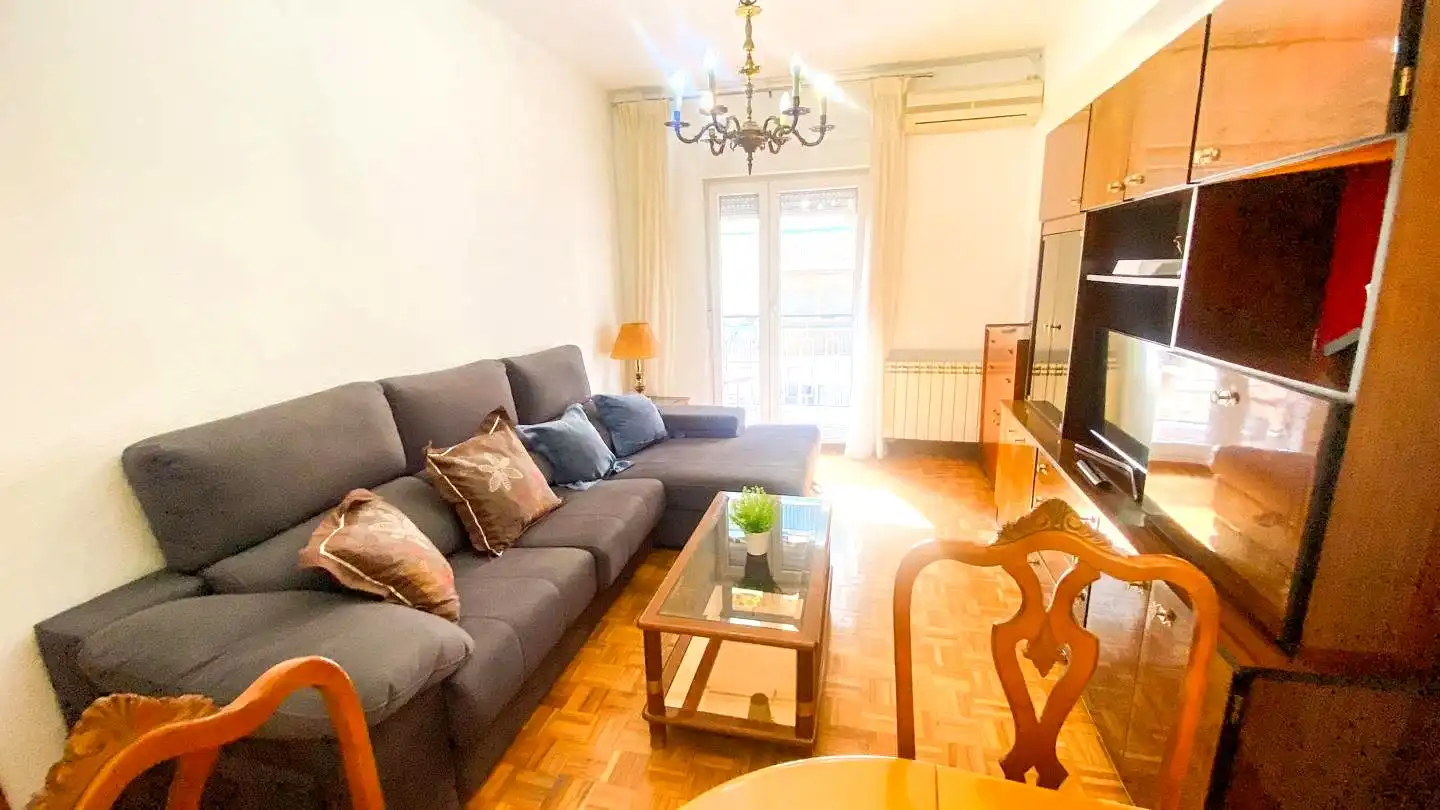 Wohnzimmer von Wohnung zur Miete in Arganzuela