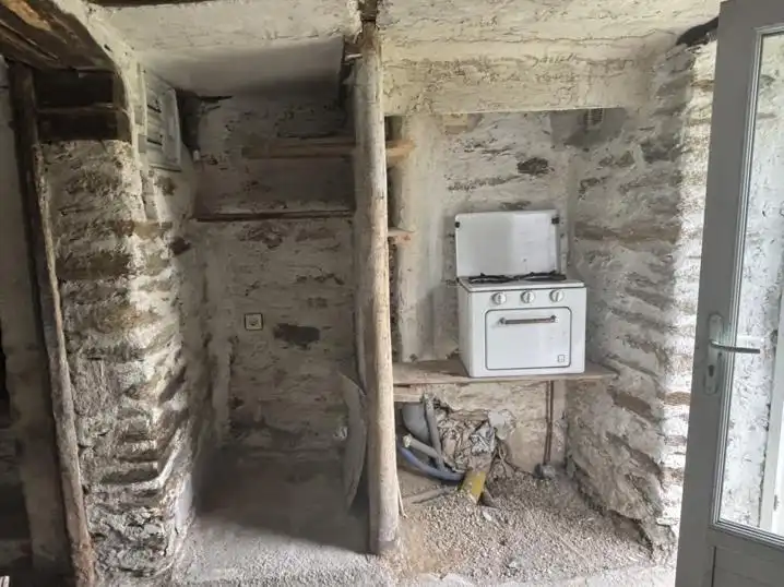 Cuina de Finca rústica en venda en Mañón amb Jardí privat i Traster