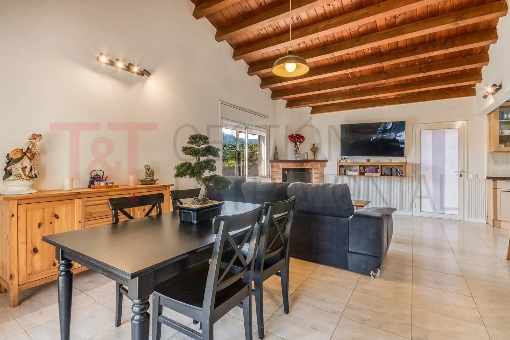 Sala d'estar de Casa o xalet en venda en Gualba amb Calefacció, Jardí privat i Terrassa
