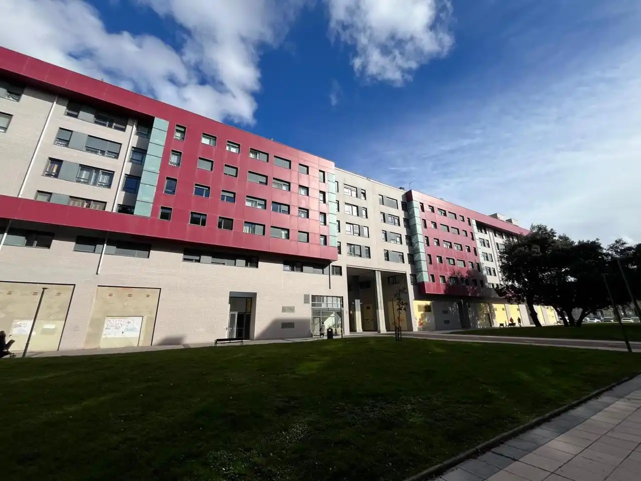 Vista exterior de Pis en venda en Burgos amb Calefacció i Traster
