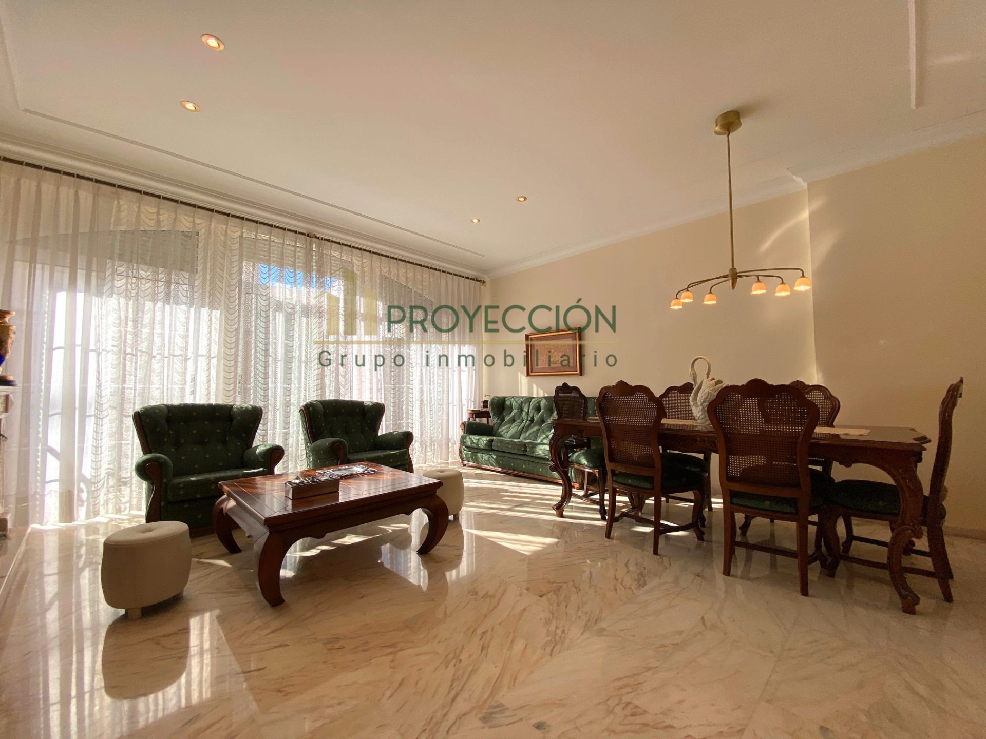 Sala de estar de Casa adosada en venta en Benetússer con Aire acondicionado, Calefacción y Terraza