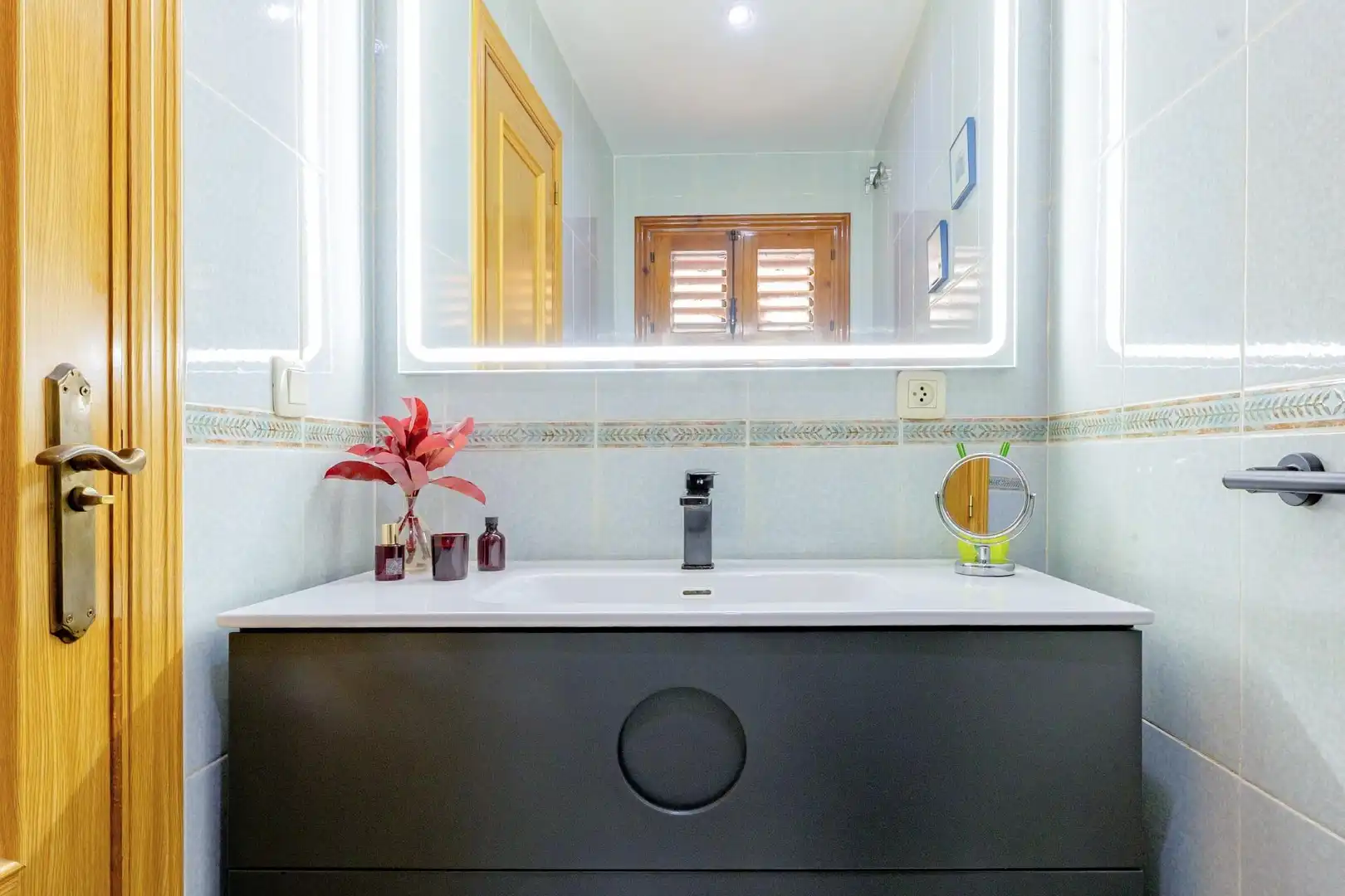 Baño de Casa adosada en venta en Chiva con Aire acondicionado, Calefacción y Terraza