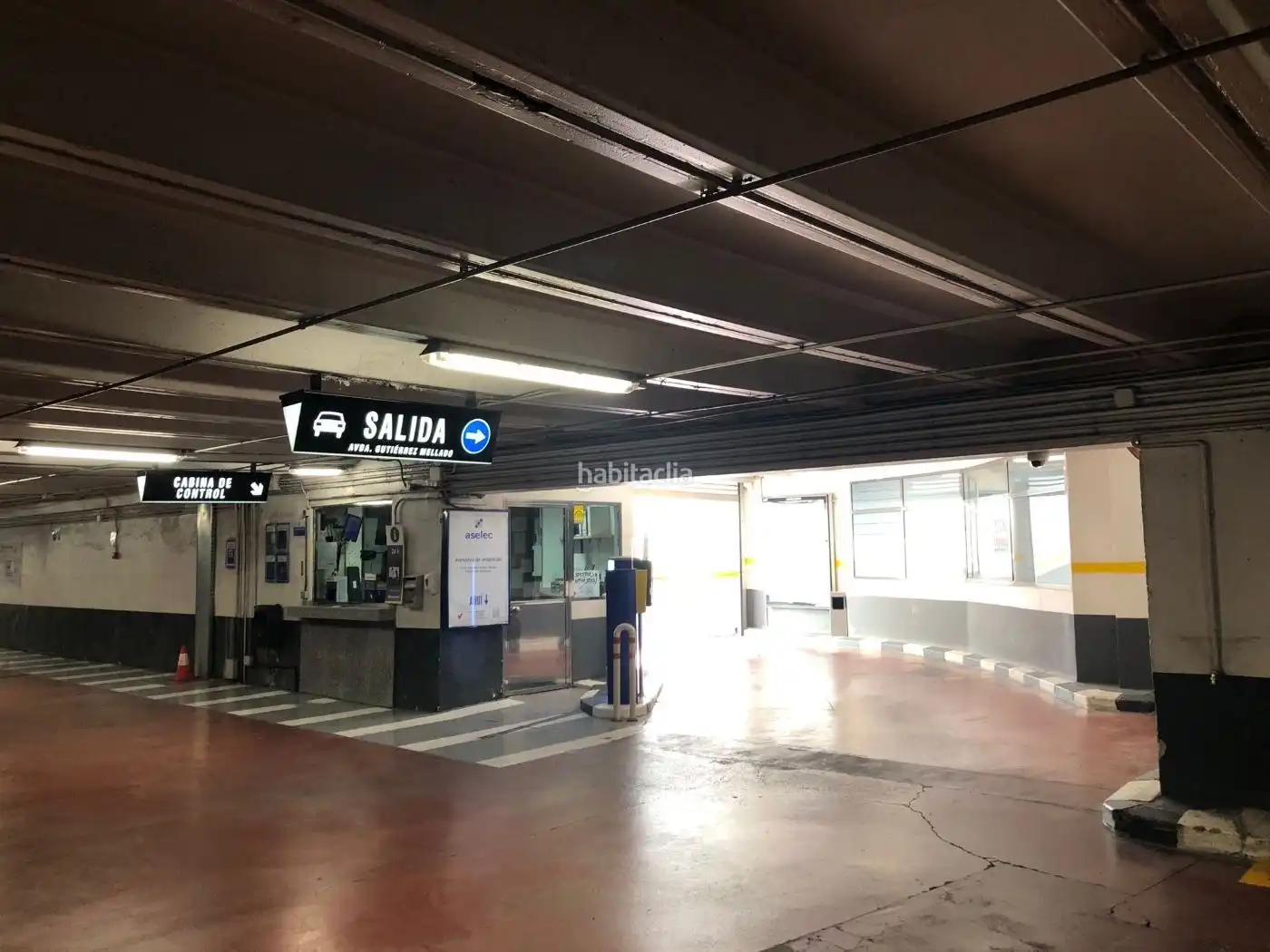Parking for sale in Gran Via Ronda Levante 11, imagen 5