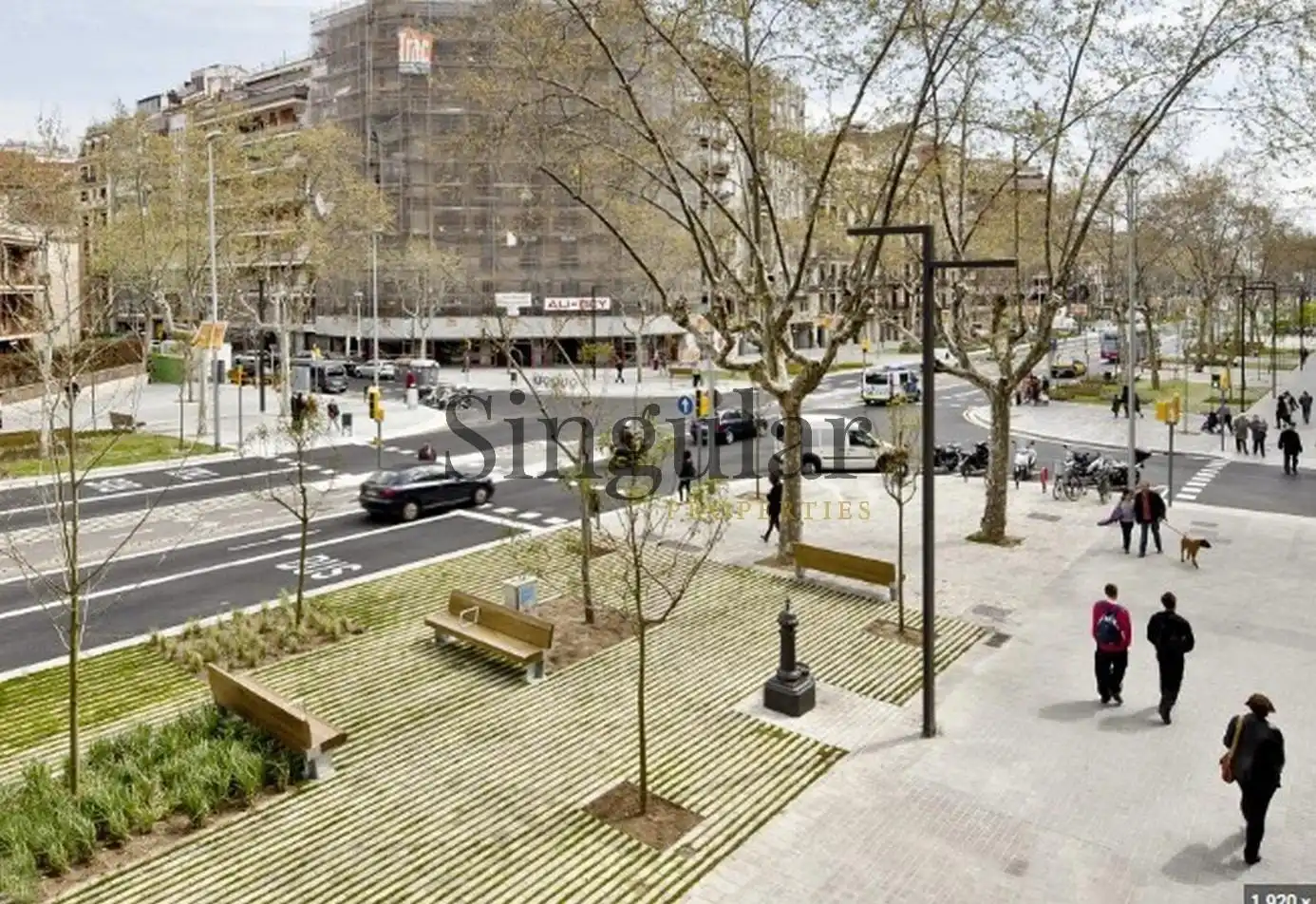 Exterior view of Buildings for sale in Barcelona