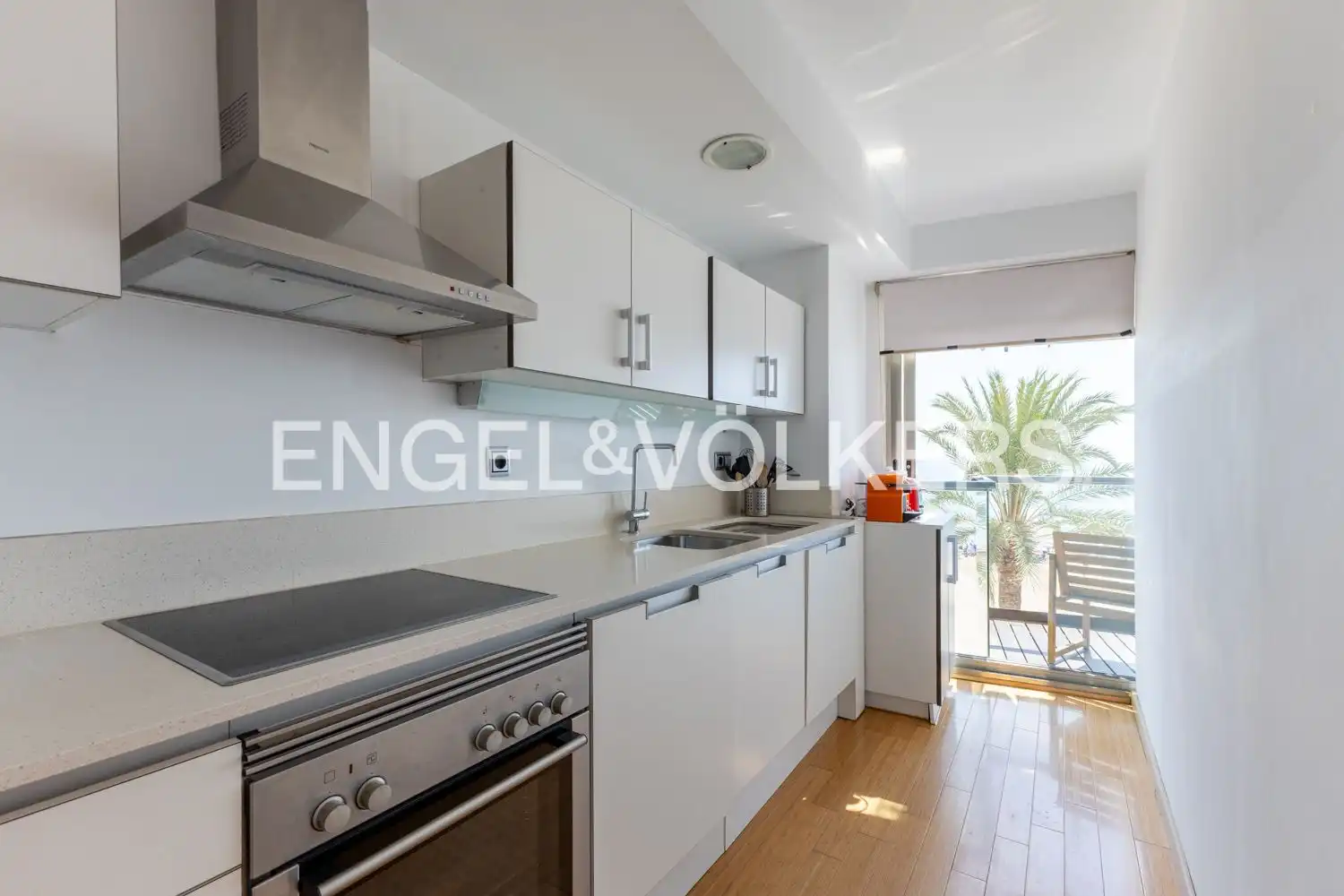 Kitchen of Flat for sale in Cullera  with Air Conditioner, Heating and Parquet flooring